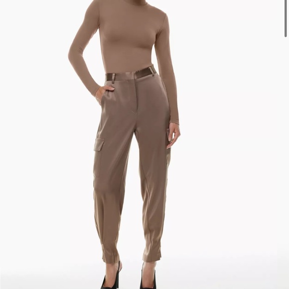 NWT Aritzia color deep taupe Refined Cargo Pant - Picture 1 of 7